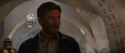 You said their headpiece only had markings on one side. - Indiana Jones and the Raiders of the Lost Ark