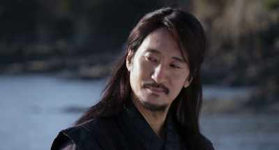 You said he was
half-dead, half-alive! - The Assassin