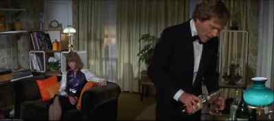 - You said you had something to say to me.
- I do. - A Touch of Class