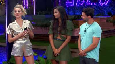 ♪ YOU SAY I AM STRONG
WHEN I THINK I AM WEEK ♪ - Love Island