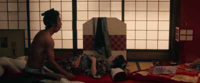- You scored big.
- Sh-She wasn't too bad. - Samurai Marathon