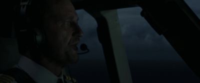 You see that? Over there? - Plane