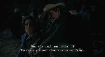 - You see that thing he's
looking through? - Borderline