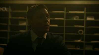 You see what uniform you're wearing? - The Porter