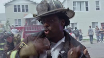 You seen Donna Boden? - Chicago Fire