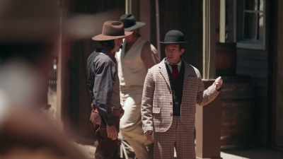 You seen that man before, Wil? - Elkhorn