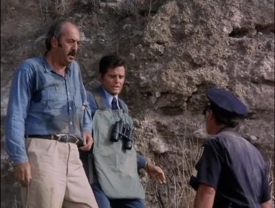 YOU. SEND A STRETCHER UP
FOR DENTON'S BODY. - Hawaii Five-0