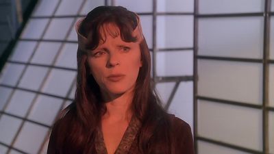 - You sent for me, Delenn?
- Yes. - Babylon 5