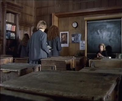 - You sent for me?
- Yes. - Inspector Morse