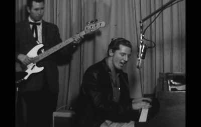 ♪ You shake my nerves
and you rattle my brain ♪ - Jerry Lee Lewis: Trouble in Mind