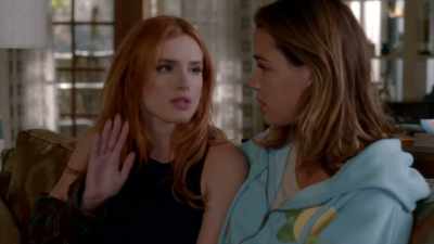 You should have seen the way
he was flirting - Famous in Love