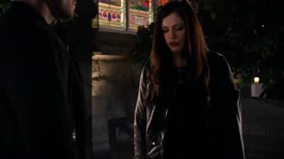 You should stay away from me. - Arrow