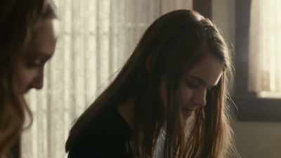 - You should wear this.
- Yeah. - Burden of Truth