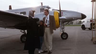 You shouldn't be here. - The Bodyguard