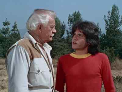 - You should've let me go.
- Mm-hm. - Shazam!