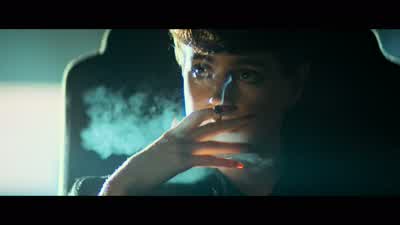 You show it to your husband. - Blade Runner