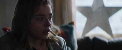 ♪ You showed up
with a black eye ♪ - Greta