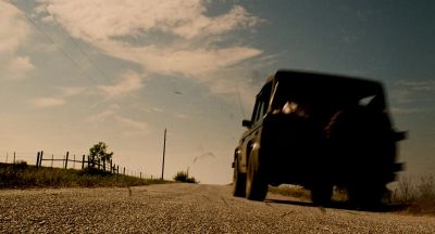 You sit down and you stay right there - The Texas Chainsaw Massacre: The Beginning