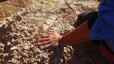 You slog your guts out
and then you still get nothing. - Outback Opal Hunters