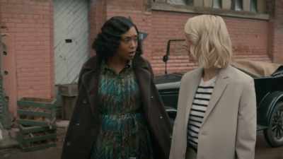 - You snapped your fingers, - Frankie Drake Mysteries