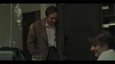 You had something to go to your head for.
- Sit down. Sit down. - Toma