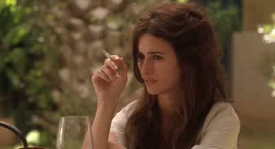You speak no SpanishNo I uh studied ChineseChineseWhyI thought it sounded prettySay something in ChineseMeMm hmmUm ni hao maYou think that sounds pretty - Vicky Cristina Barcelona