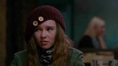 - You speak Russian, Larry?
- What's going on? - The Spy Next Door