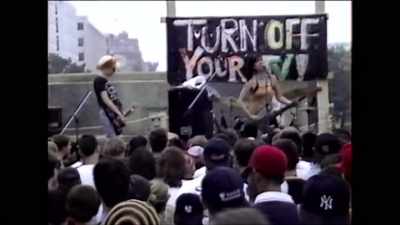 ♪ You spread ♪ - Queercore: How to Punk a Revolution