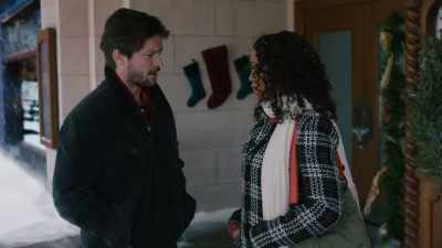 You standing up
to Regina like that, - A Show-Stopping Christmas
