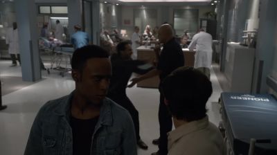 - You started it.
- Back off... - Teen Wolf