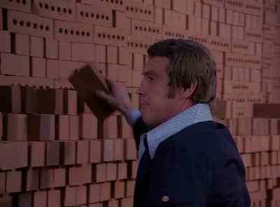 You stay here. - The Six Million Dollar Man
