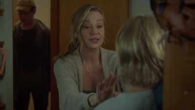 You stay right in here, okay? - 12 Desperate Hours