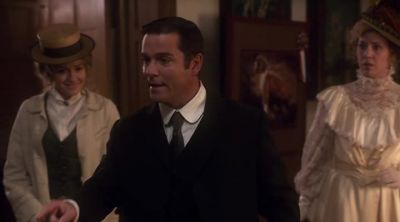 You stay. - Murdoch Mysteries
