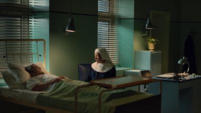 You stayed with me? - Call the Midwife