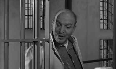 You still go for the mince pie? - Birdman of Alcatraz