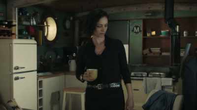 You still haven't unpacked, Max. - The Chelsea Detective