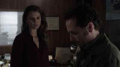 You still think it'd be
better to leave? - The Americans
