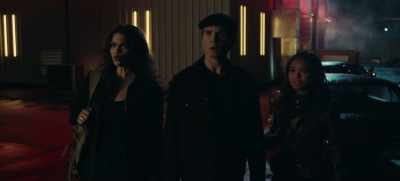 You stole a food truck? - Gotham Knights