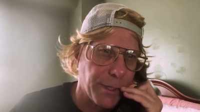 You supposed to pick up the phone? - Doomsday Stories
