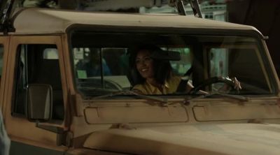 You sure you don't want a lift, sir? - Death in Paradise