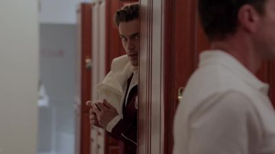 You sure you don't want me to get someone - White Collar