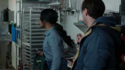 - You sure?
- [keys jingling] - Heaven Down Here