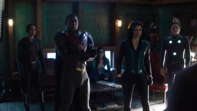 You sure this thing won't blow up? - Supergirl