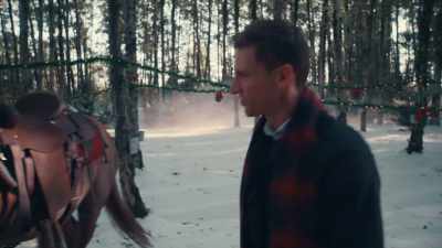 You take people out
on horseback ride - A Maple Valley Christmas