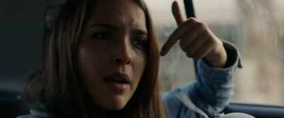 - You talking to me?
- No, to the mule in your head. - Papicha