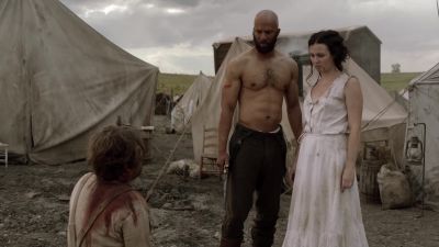 YOU TELL HER YOU'RE SORRY. - Hell on Wheels