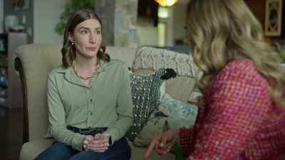 You were the one
who went to Vera's - Nelly Knows Mysteries: A Fatal Engagement