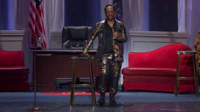 You think a regular bitch
will shut down your life, - Katt Williams: Great America