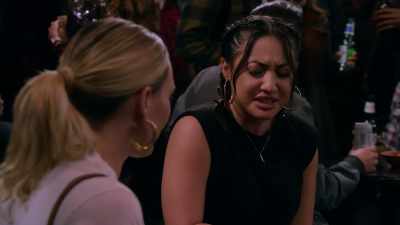 - You think I can still
make it to Drew's? - How I Met Your Father