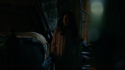 You think it's gonna come after me? - The Originals